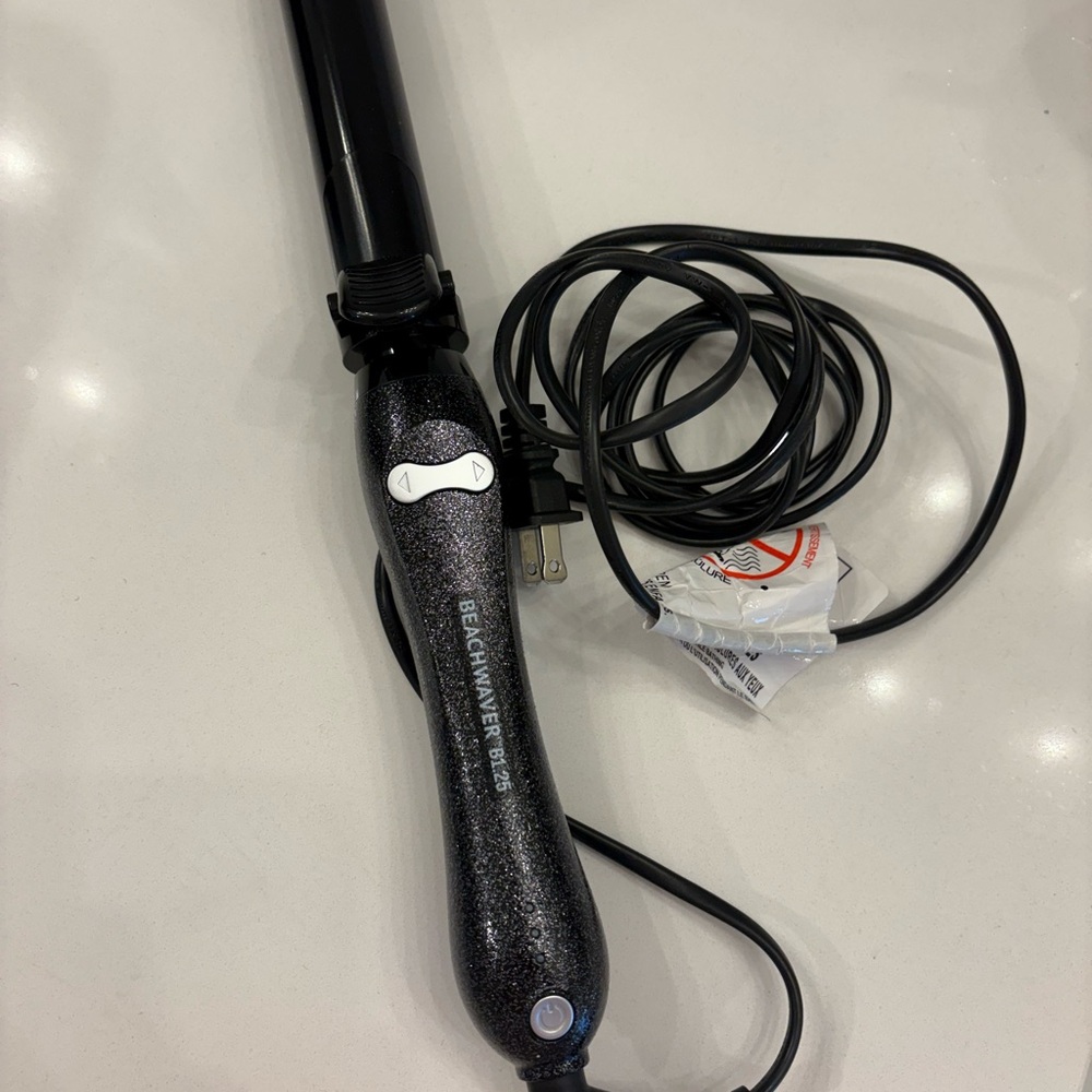 Beachwaver Black Curling Iron